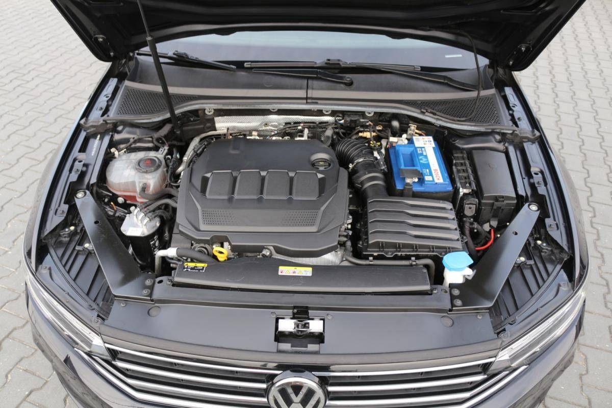 volkswagen-passat-variant-2020-diesel-1968cc