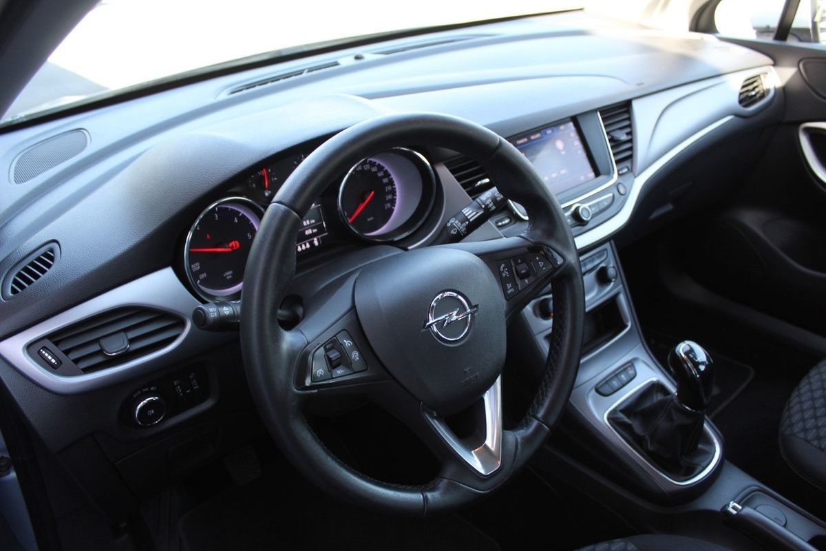 opel-astra-sport-tourer-2020-diesel-1496cc