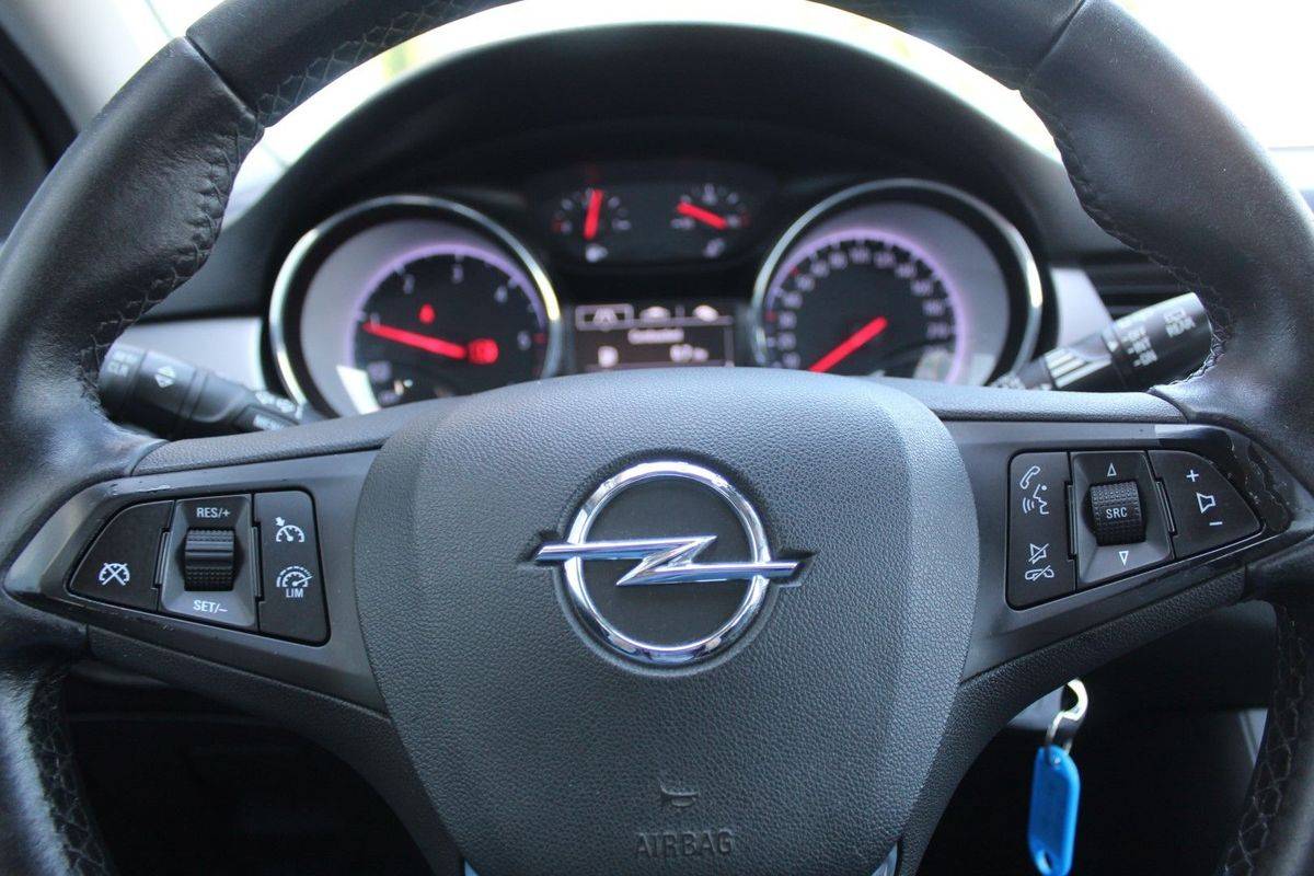 opel-astra-sport-tourer-2020-diesel-1496cc