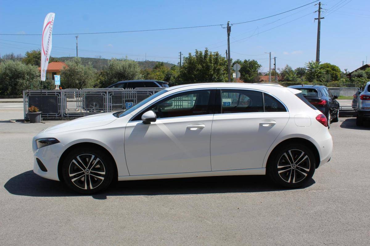 mercedes-benz-classe-a-2024-hibrido-a-gasolina-1332cc