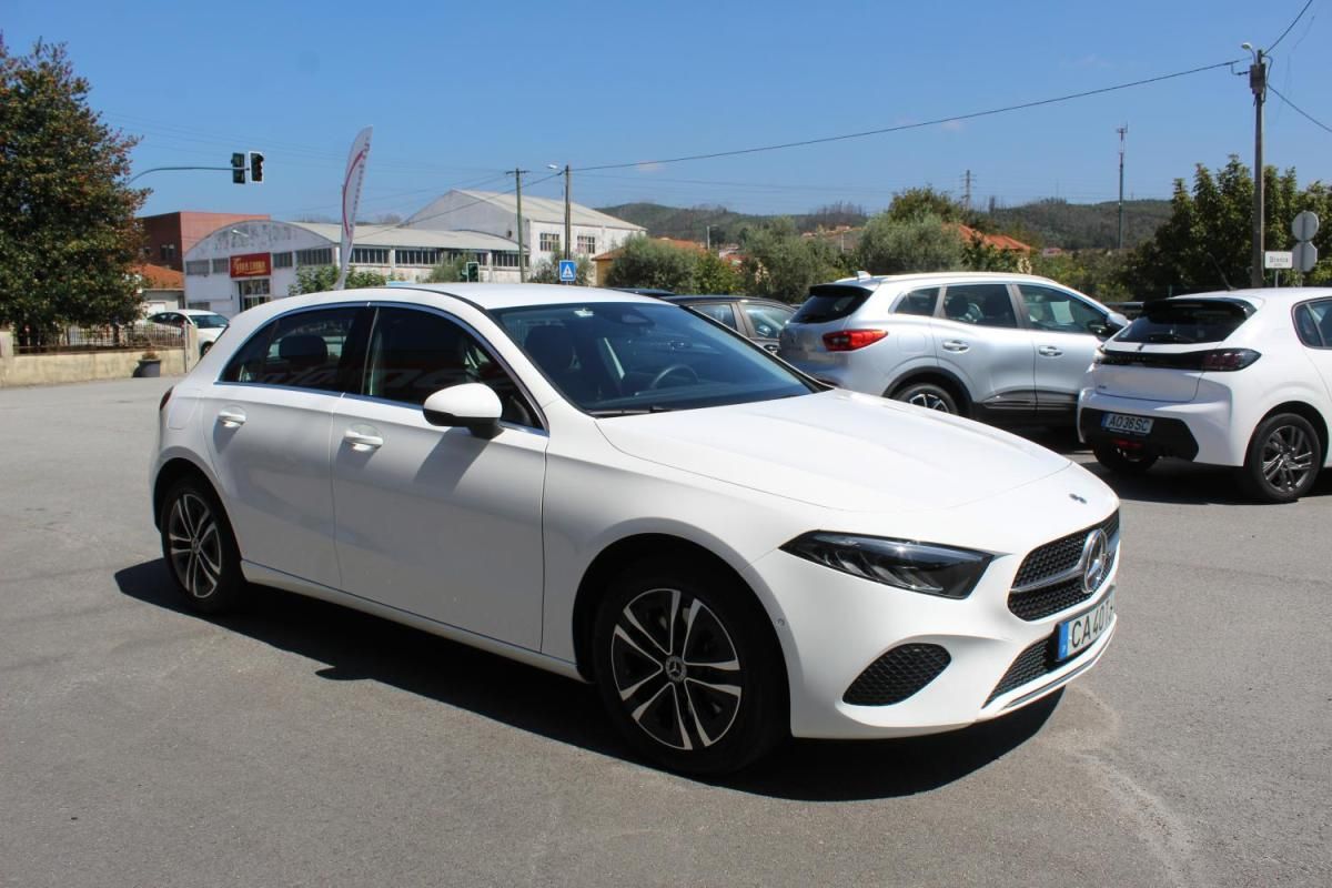 mercedes-benz-classe-a-2024-hibrido-a-gasolina-1332cc
