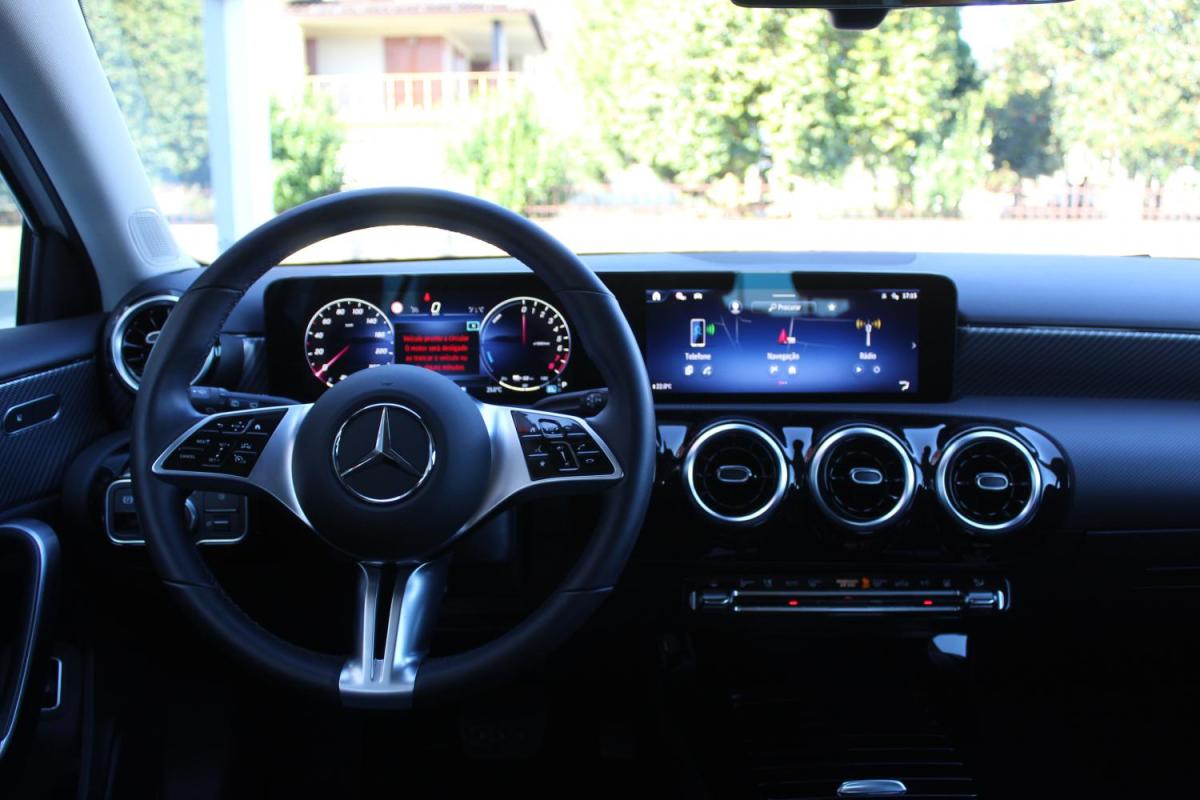 mercedes-benz-classe-a-2024-hibrido-a-gasolina-1332cc
