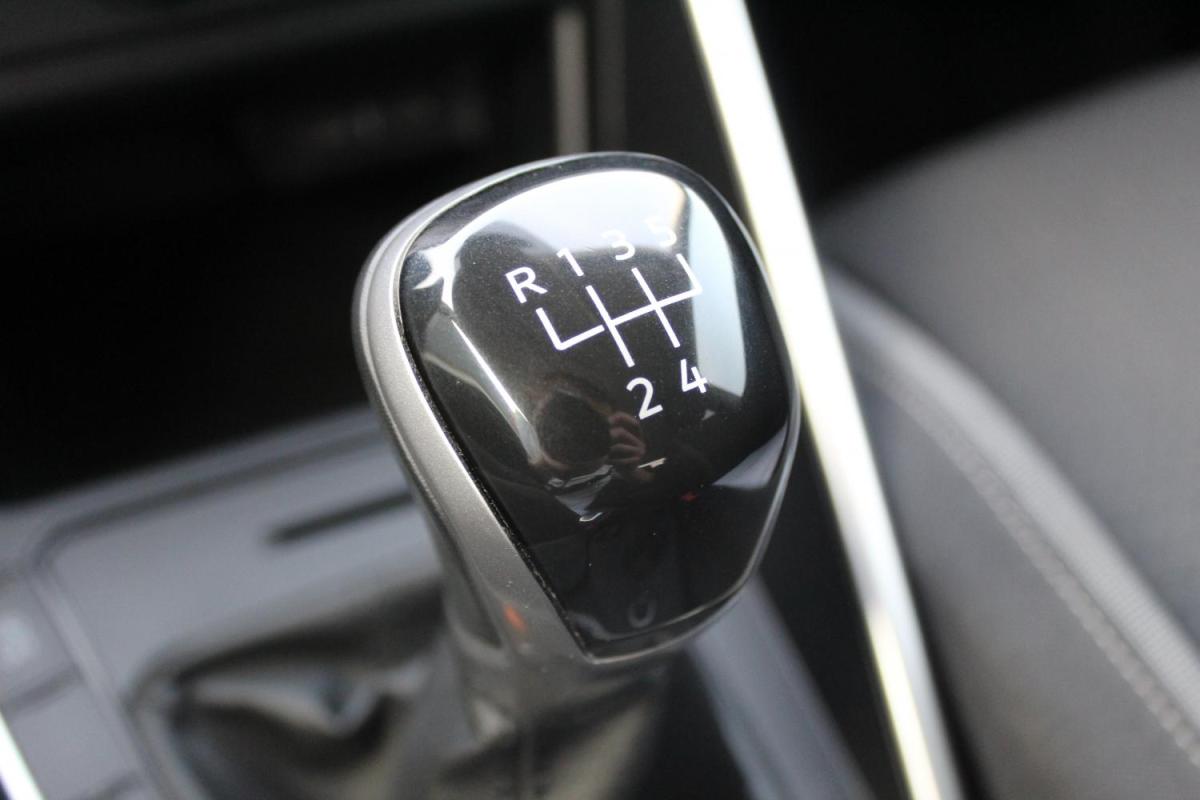 volkswagen-taigo-2024-gasolina-999cc