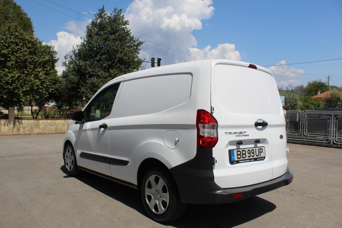 ford-transit-2023-diesel-1499cc
