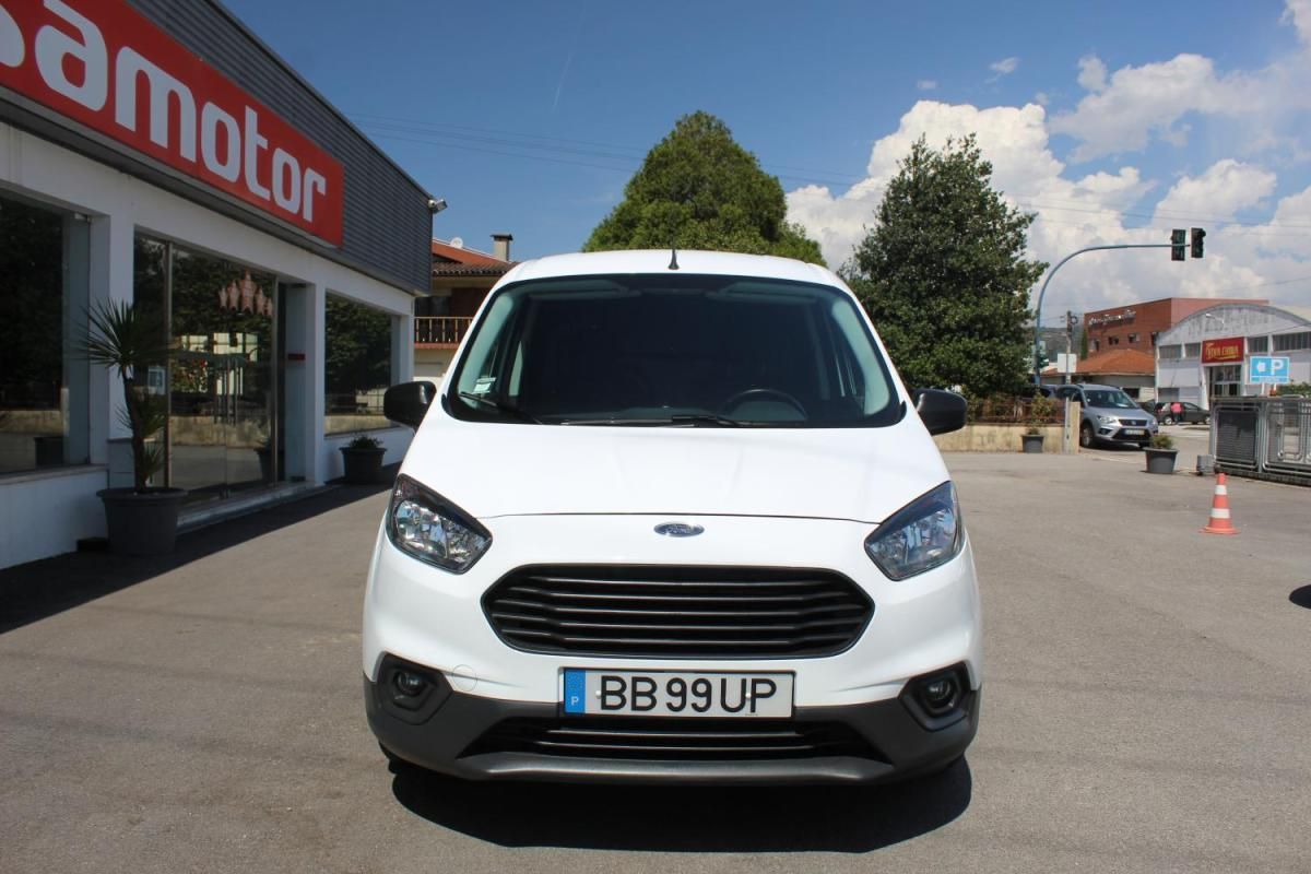 ford-transit-2023-diesel-1499cc