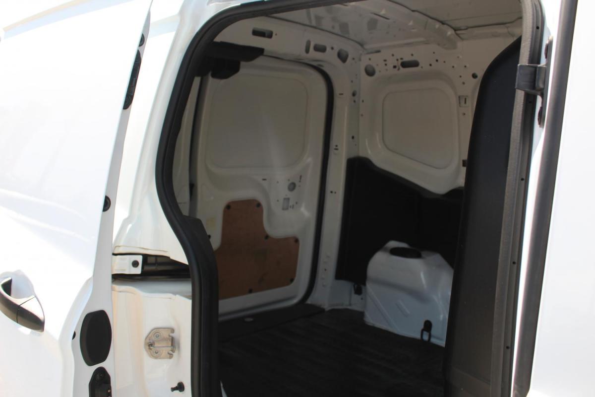 ford-transit-2023-diesel-1499cc