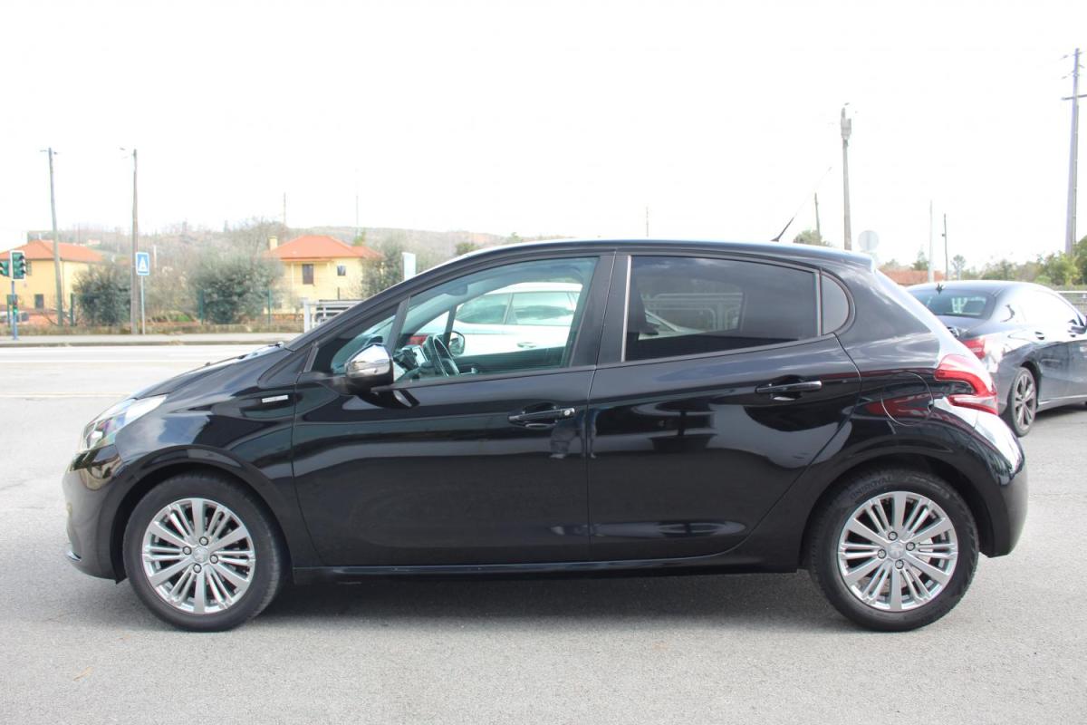 peugeot-208-2018-diesel-1560cc