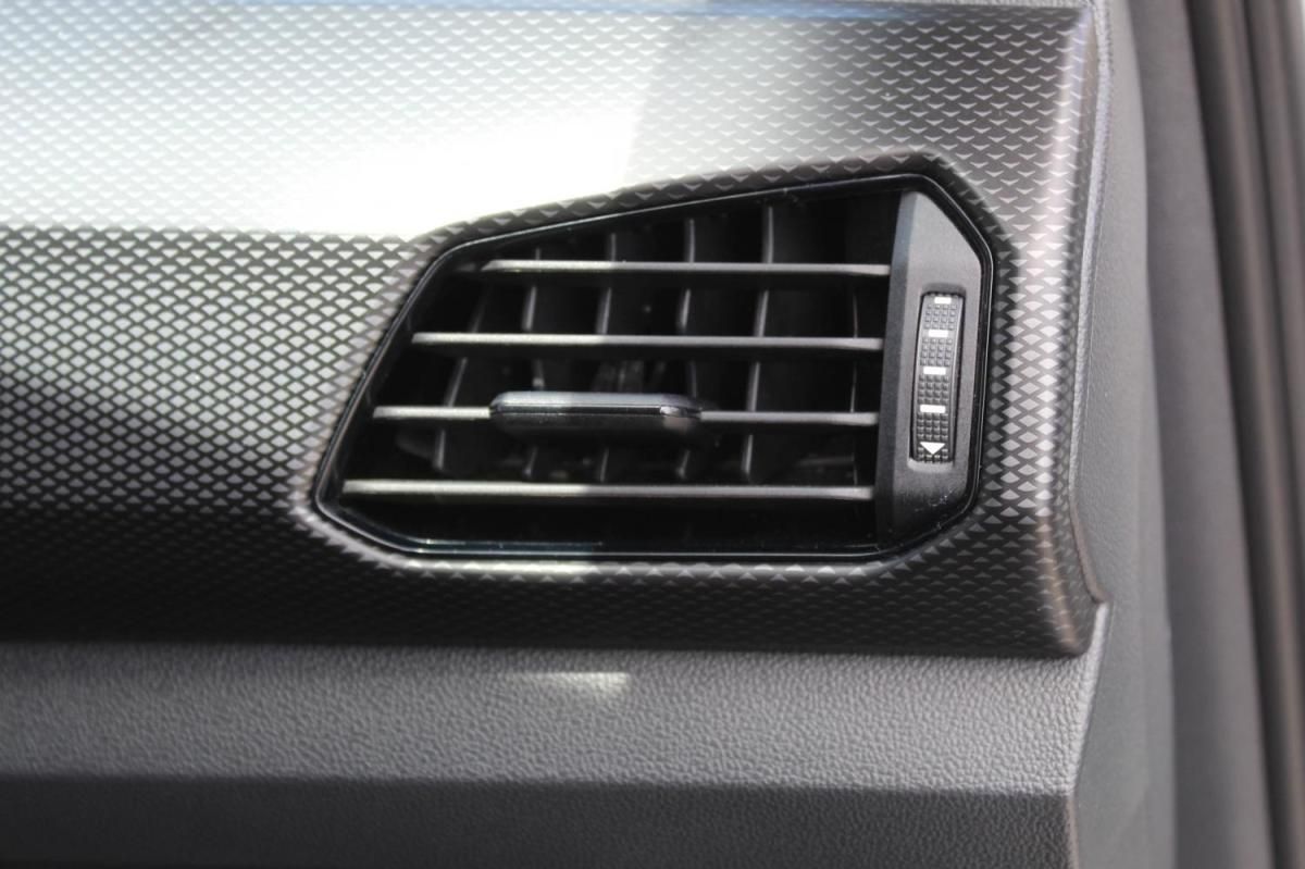 volkswagen-t-cross-2023-gasolina-999cc