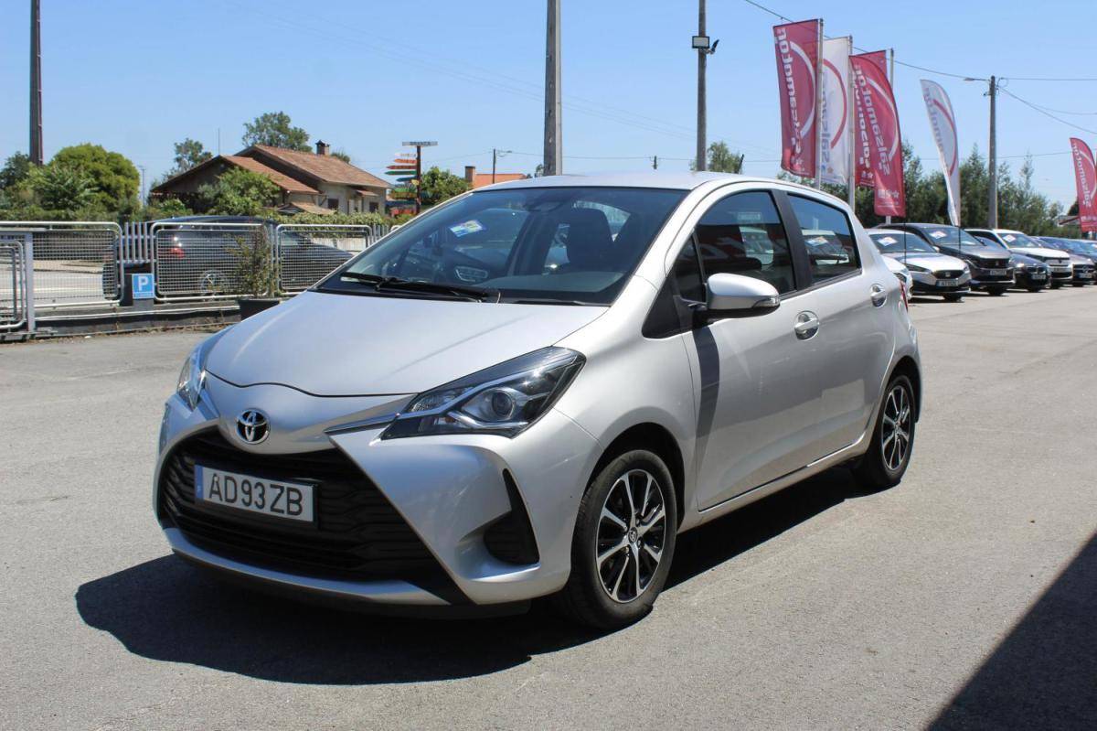 toyota-yaris-2020-gasolina-998cc