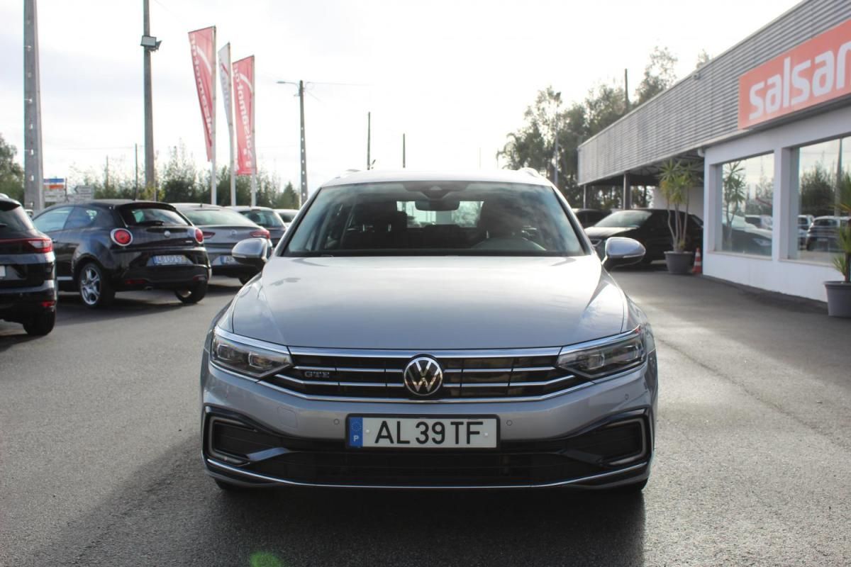 volkswagen-passat-variant-2021-hibrido-a-gasolina-1395cc