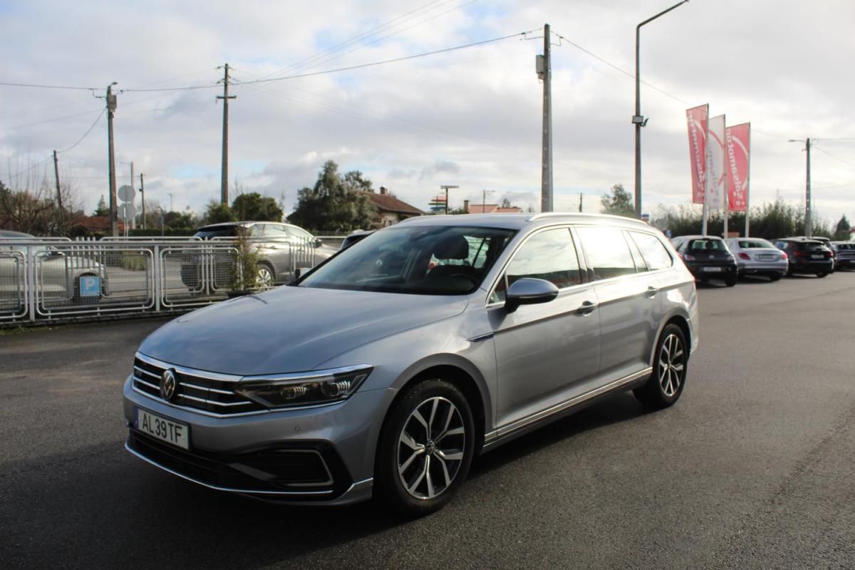 volkswagen-passat-variant-2021-hibrido-a-gasolina-1395cc