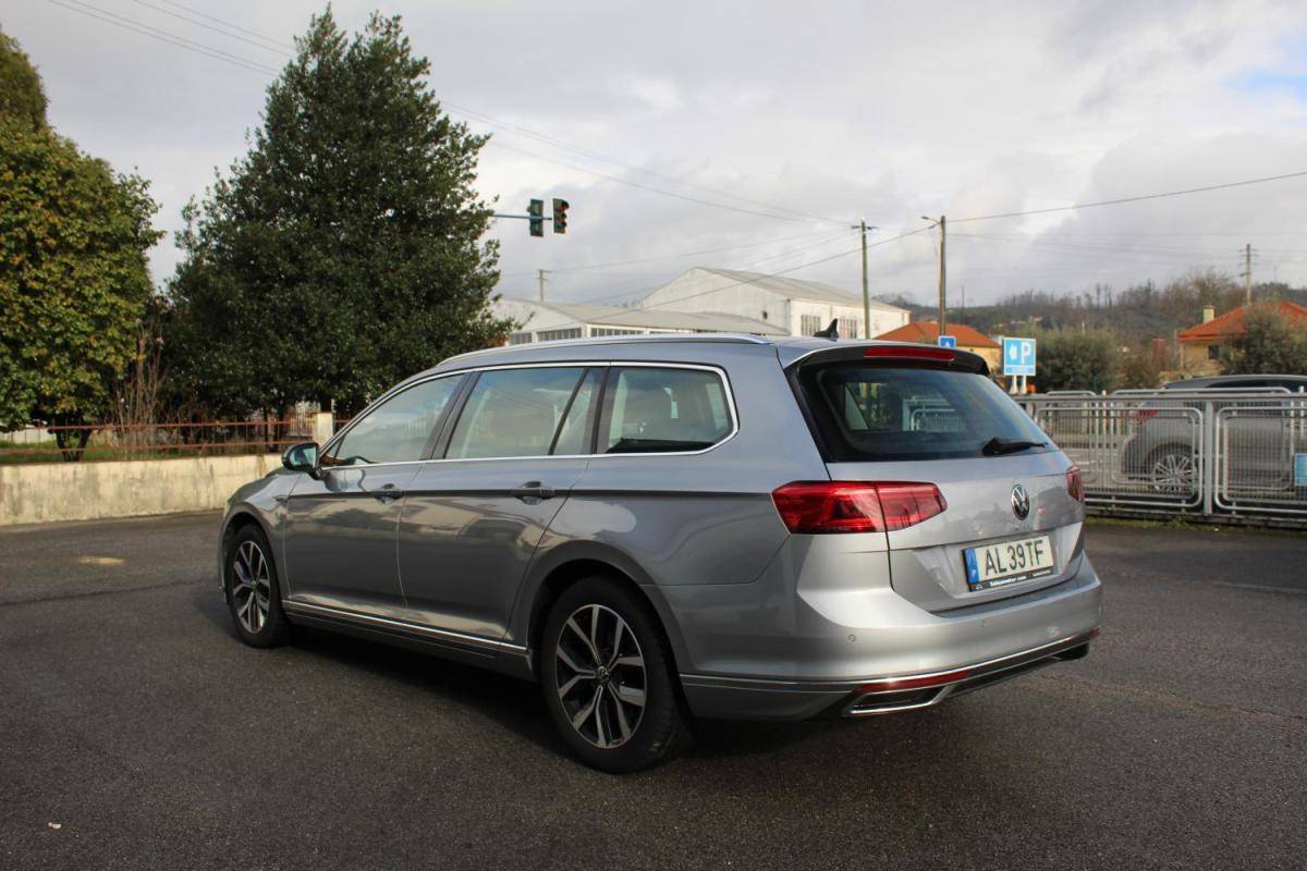 volkswagen-passat-variant-2021-hibrido-a-gasolina-1395cc