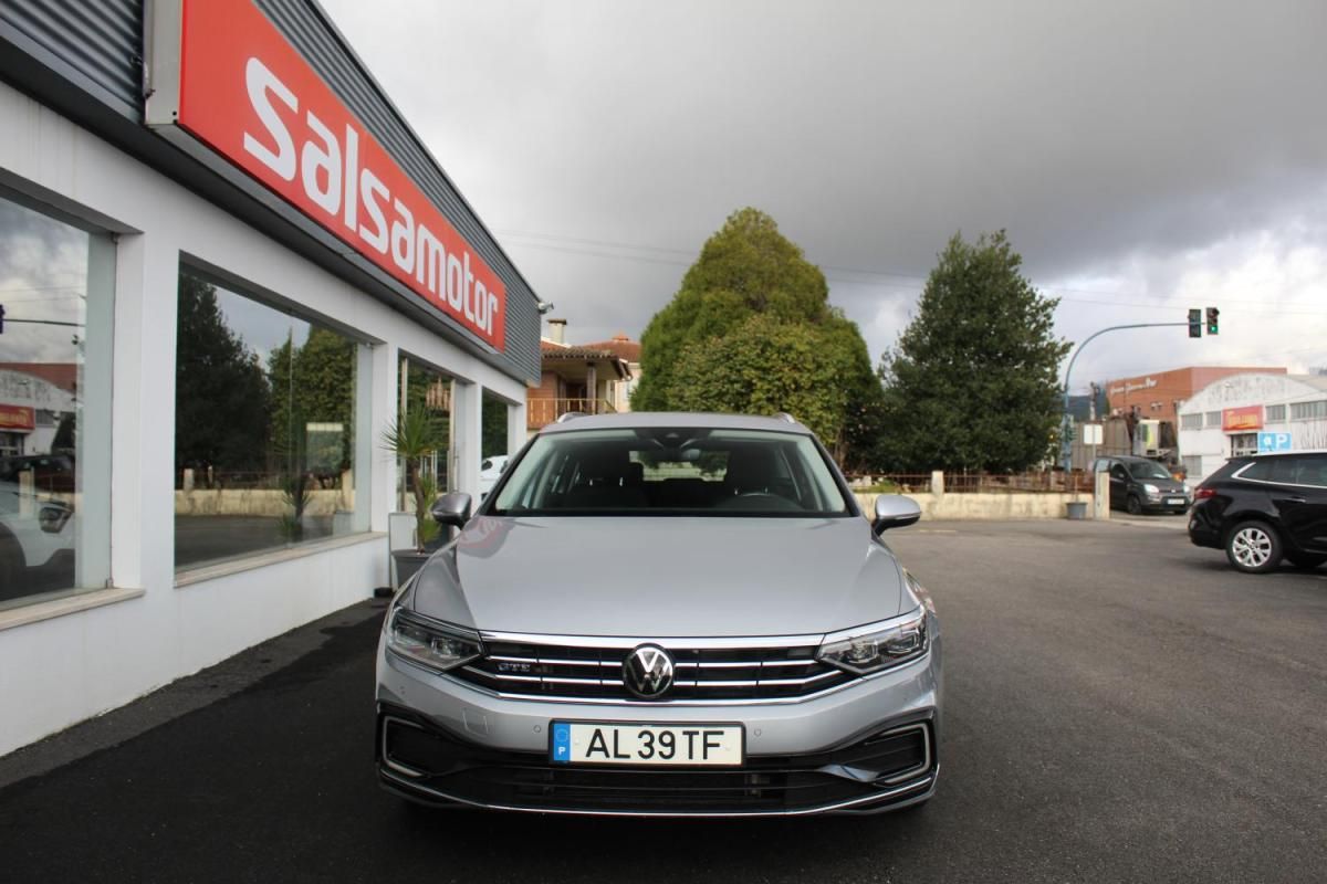 volkswagen-passat-variant-2021-hibrido-a-gasolina-1395cc