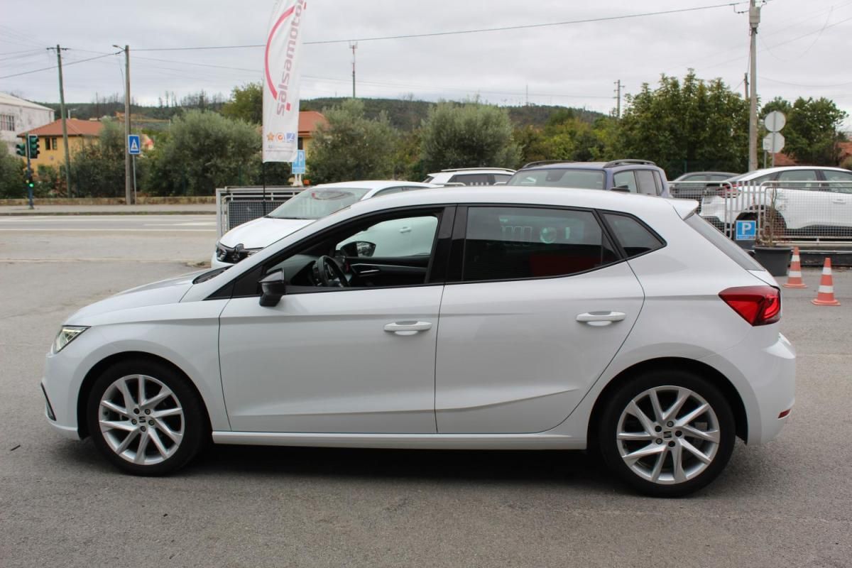 seat-ibiza-2024-gasolina-999cc