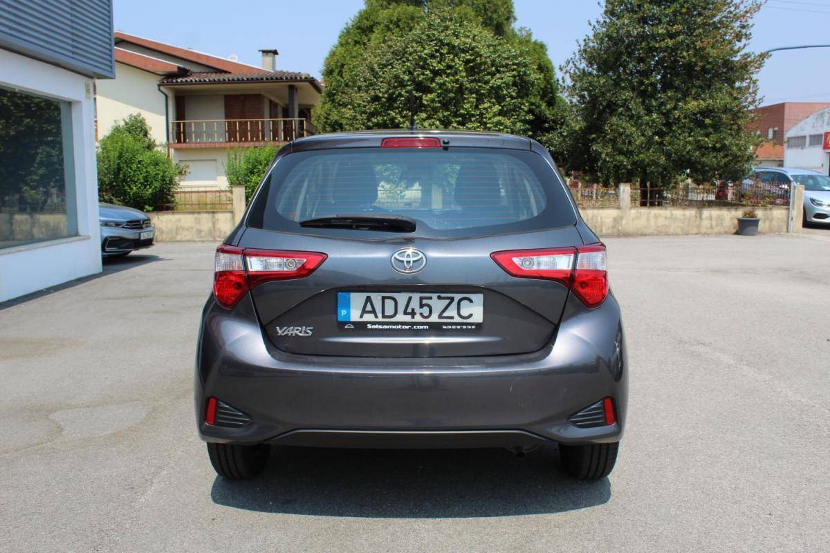 toyota-yaris-2020-gasolina-998cc