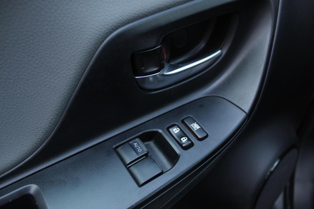 toyota-yaris-2020-gasolina-998cc