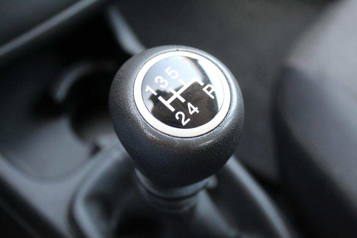 fiat-punto-2016-gasolina-1242cc