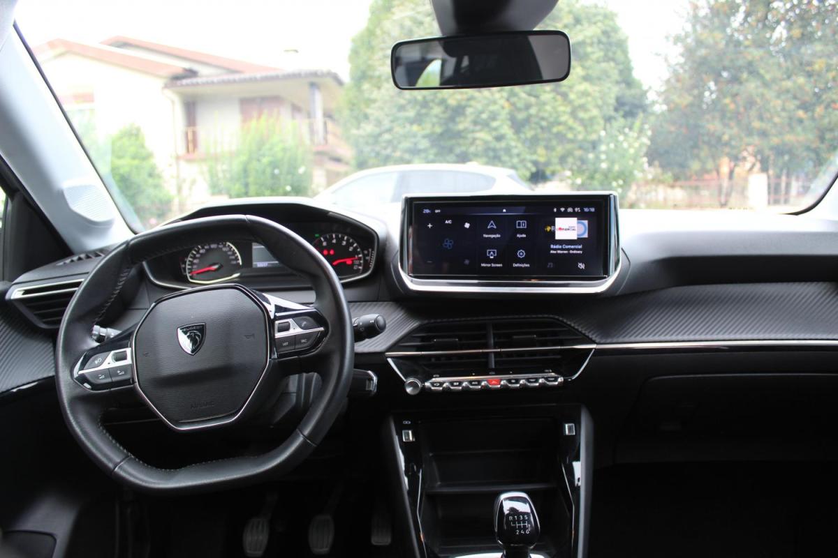 peugeot-208-2024-gasolina-1199cc