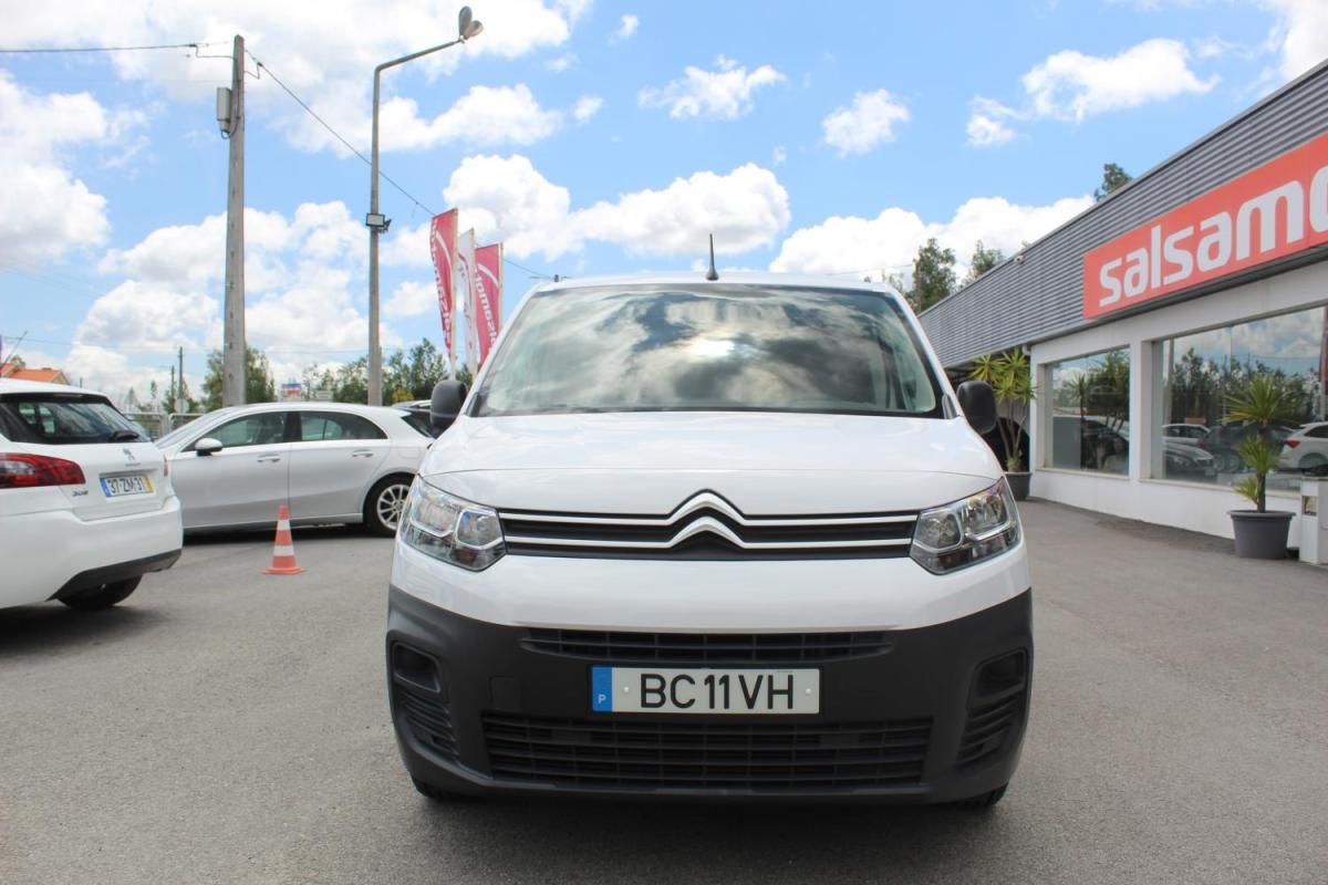 citroen-berlingo-2023-diesel-1499cc