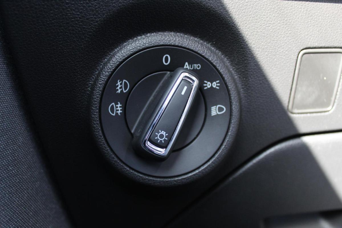 seat-leon-st-2020-diesel-1598cc