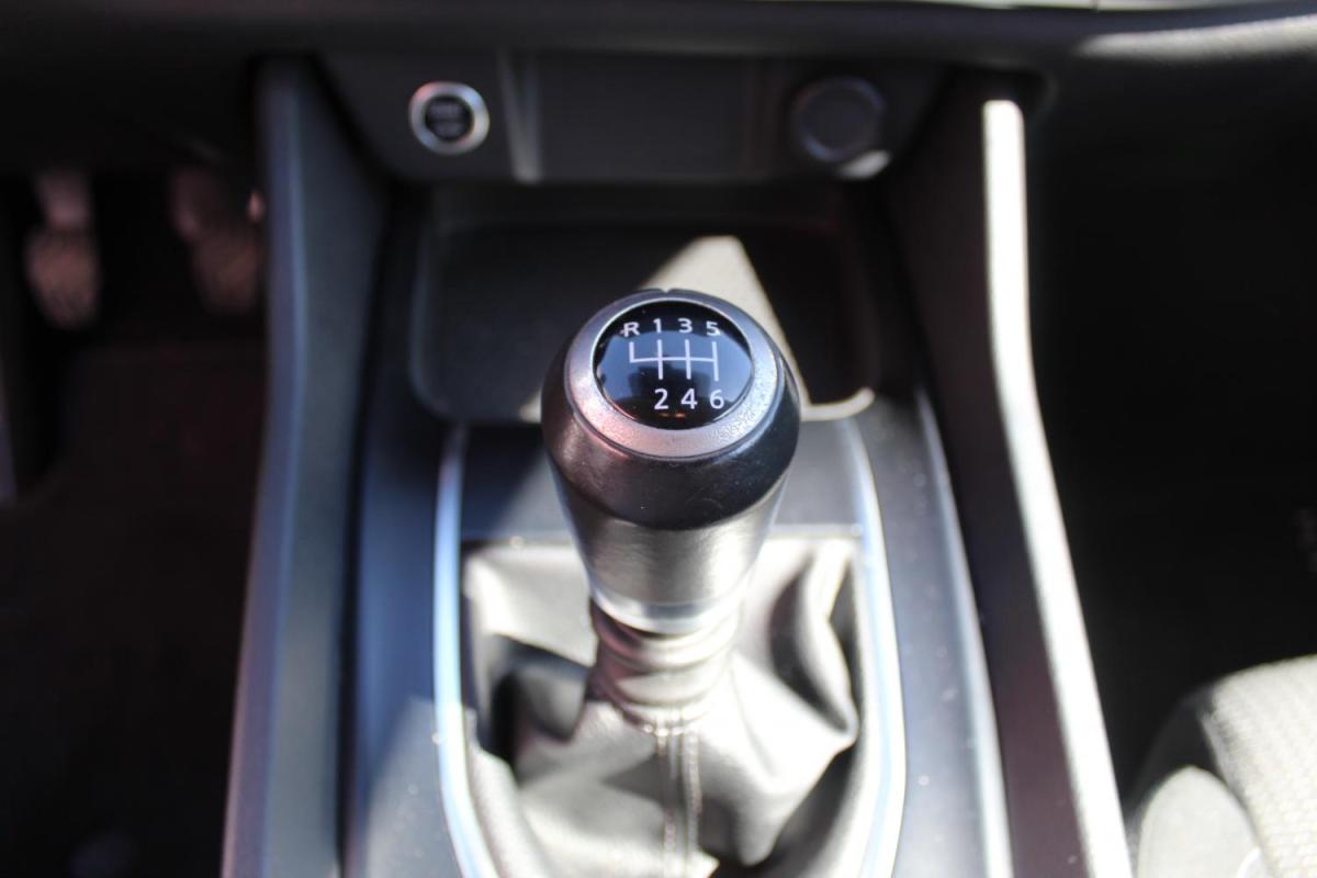nissan-qashqai-2023-gasolina-1332cc