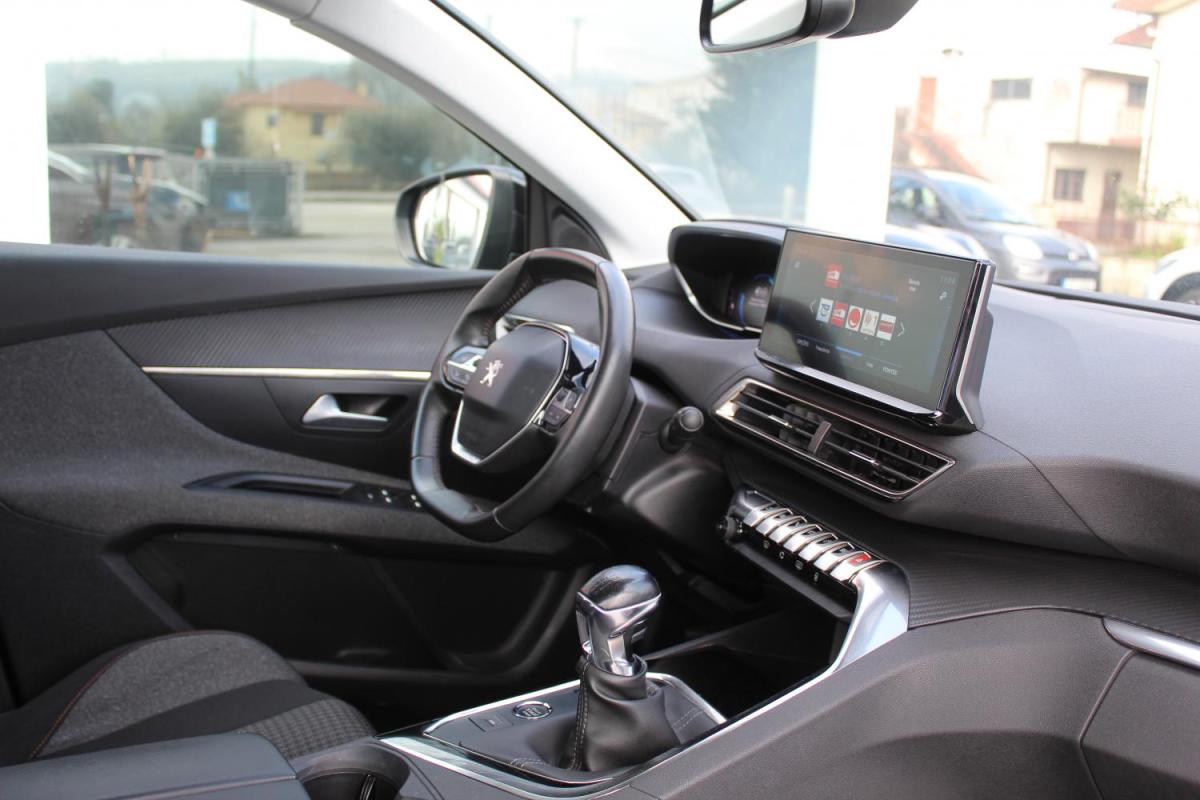 peugeot-3008-2022-diesel-1499cc