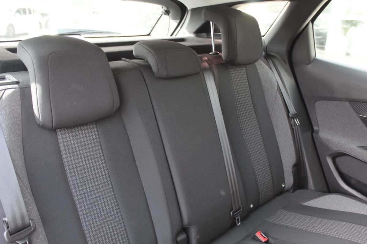 peugeot-3008-2022-diesel-1499cc