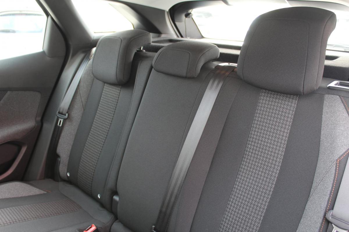 peugeot-3008-2022-diesel-1499cc