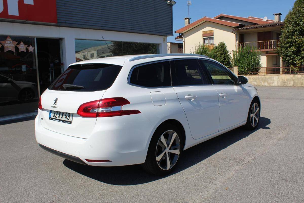 peugeot-308-sw-2019-diesel-1499cc