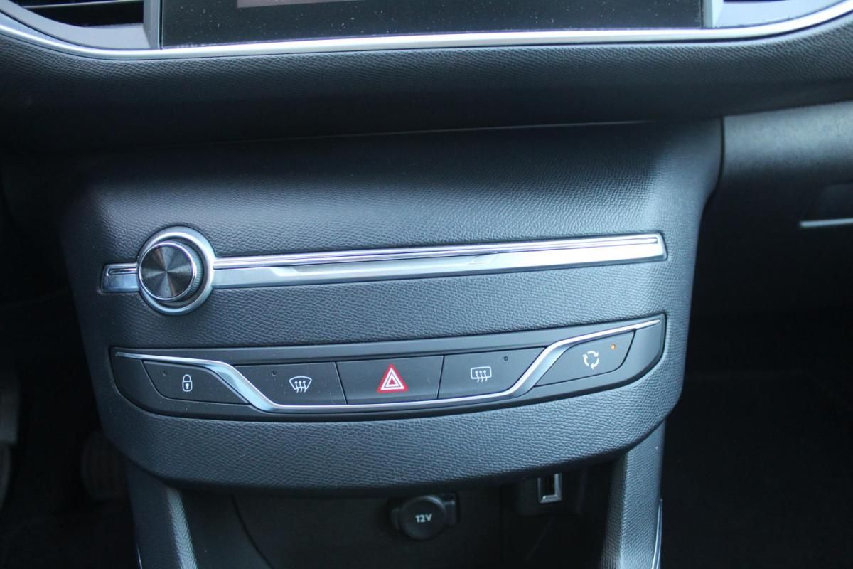 peugeot-308-sw-2019-diesel-1499cc