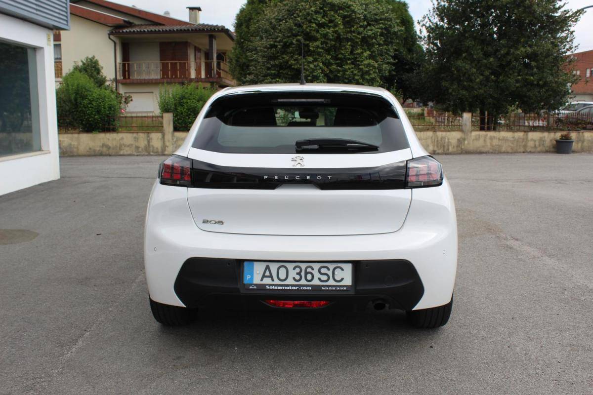 peugeot-208-2022-diesel-1499cc