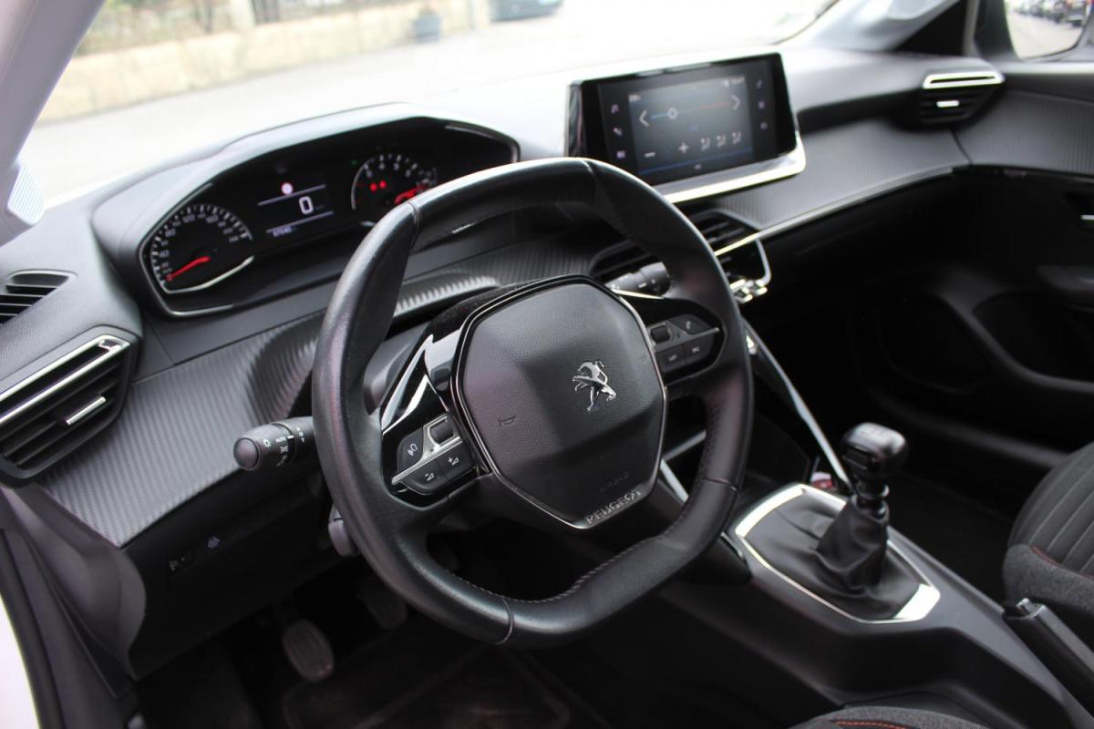 peugeot-208-2022-diesel-1499cc