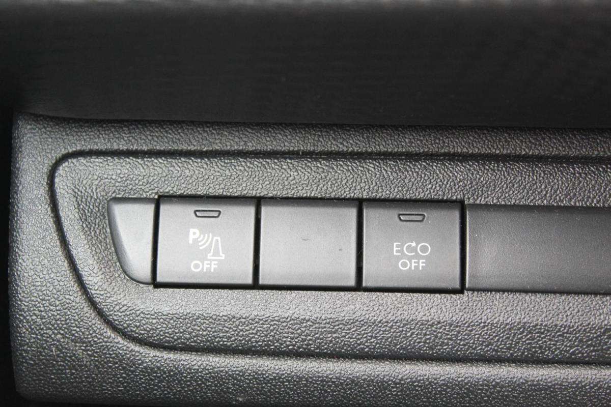 peugeot-2008-2018-diesel-1560cc