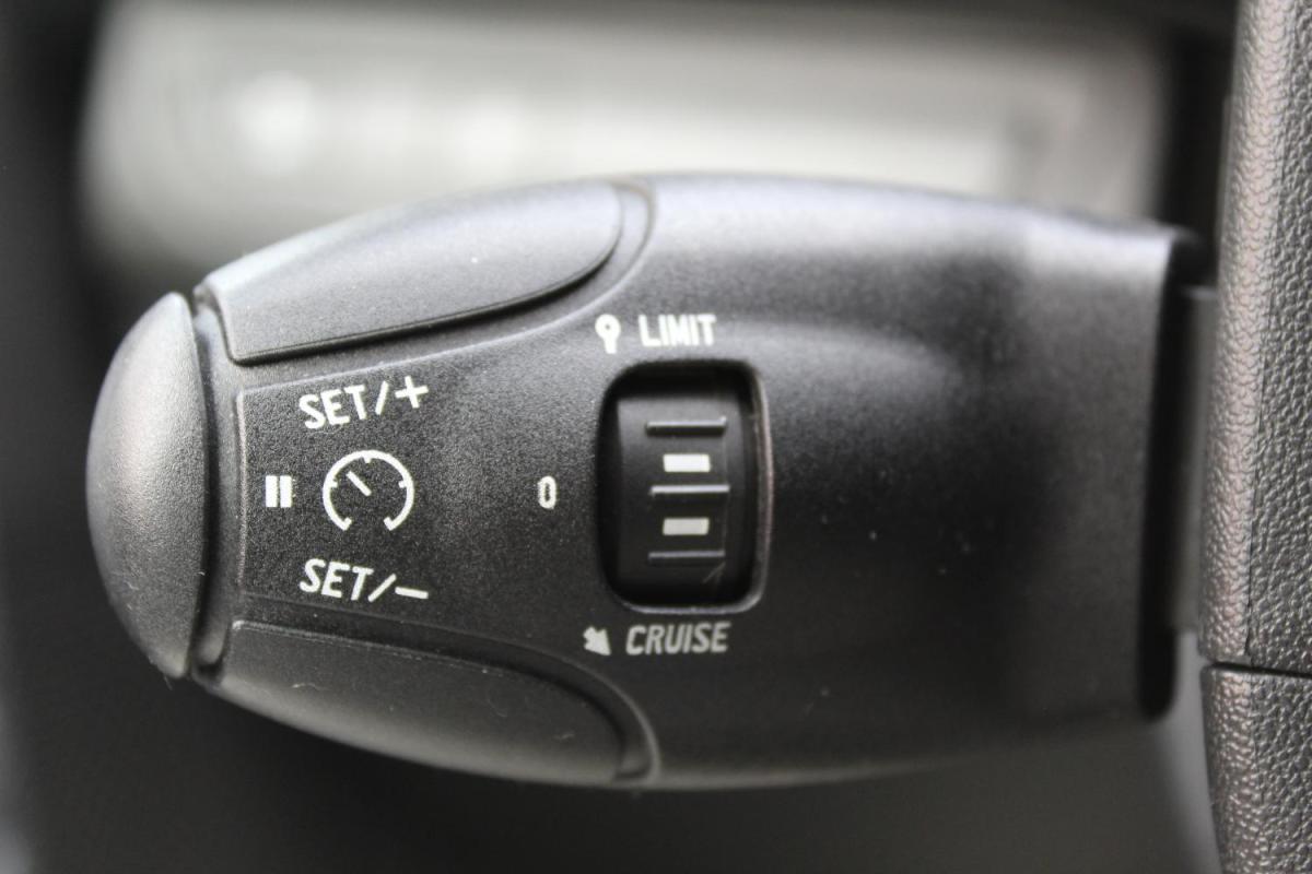 peugeot-2008-2018-diesel-1560cc