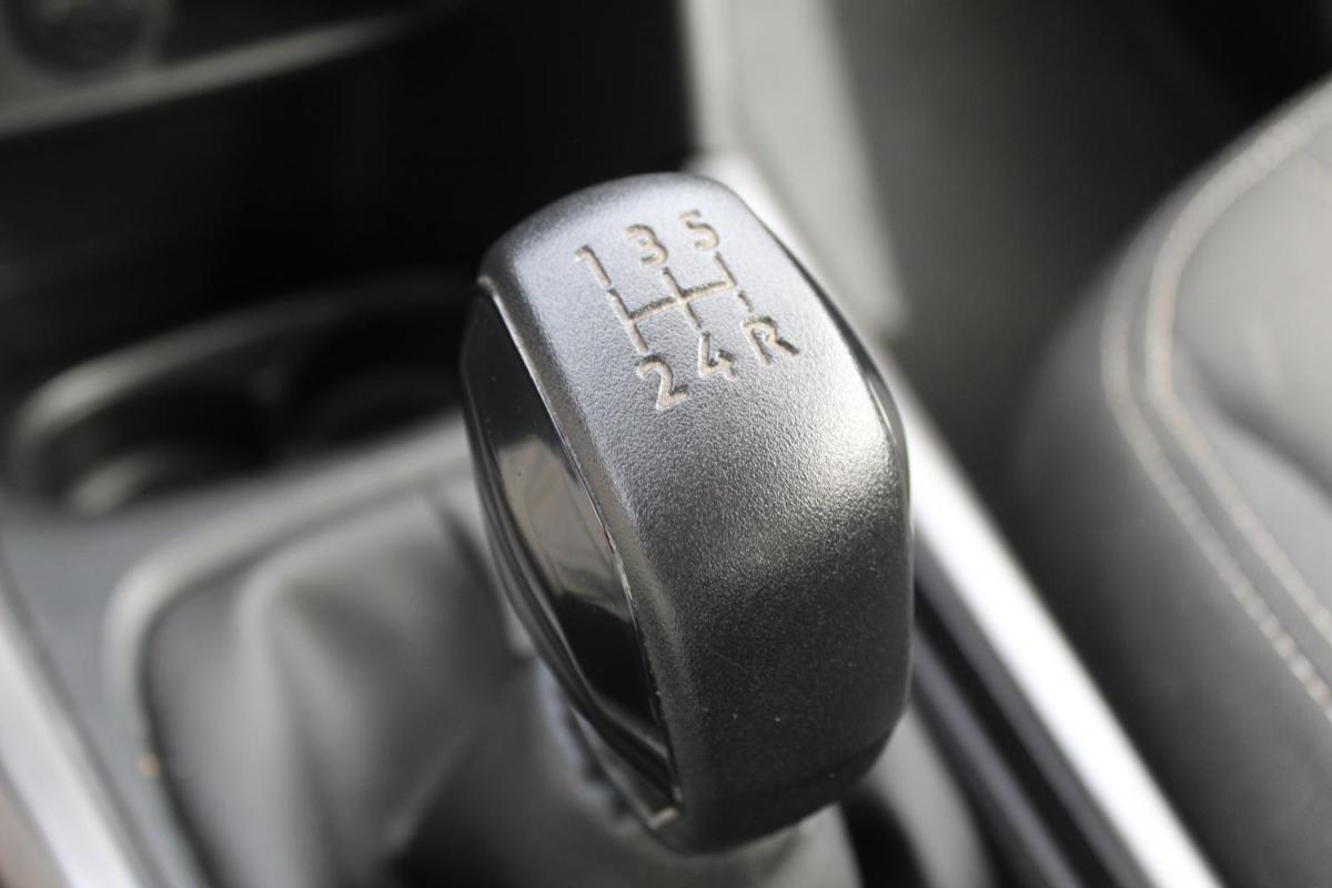 peugeot-2008-2018-diesel-1560cc