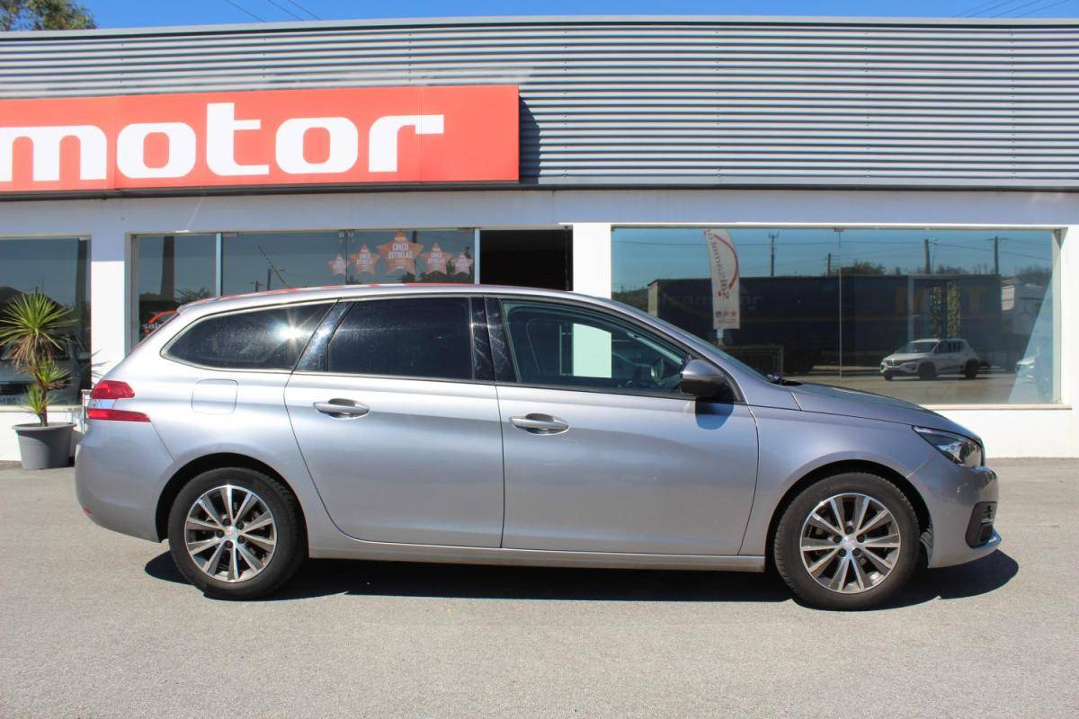 peugeot-308-sw-2017-diesel-1560cc