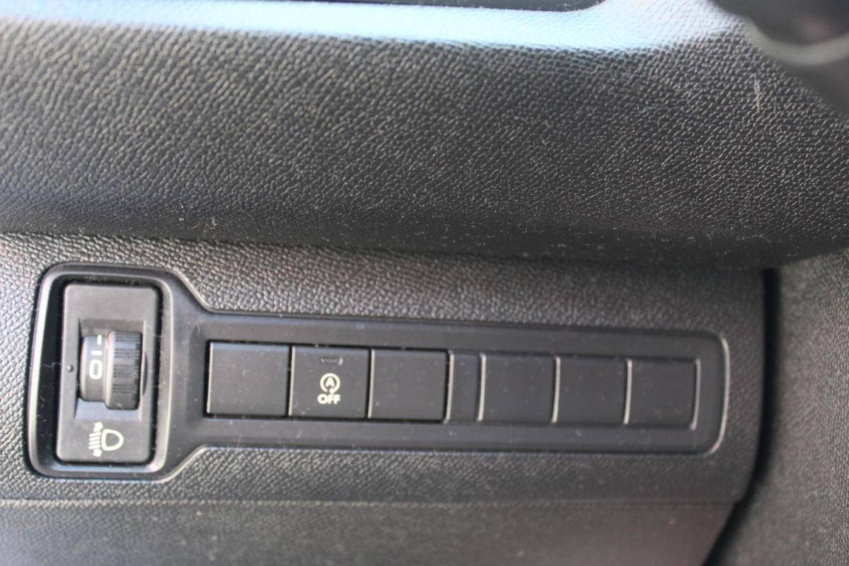 peugeot-308-sw-2017-diesel-1560cc