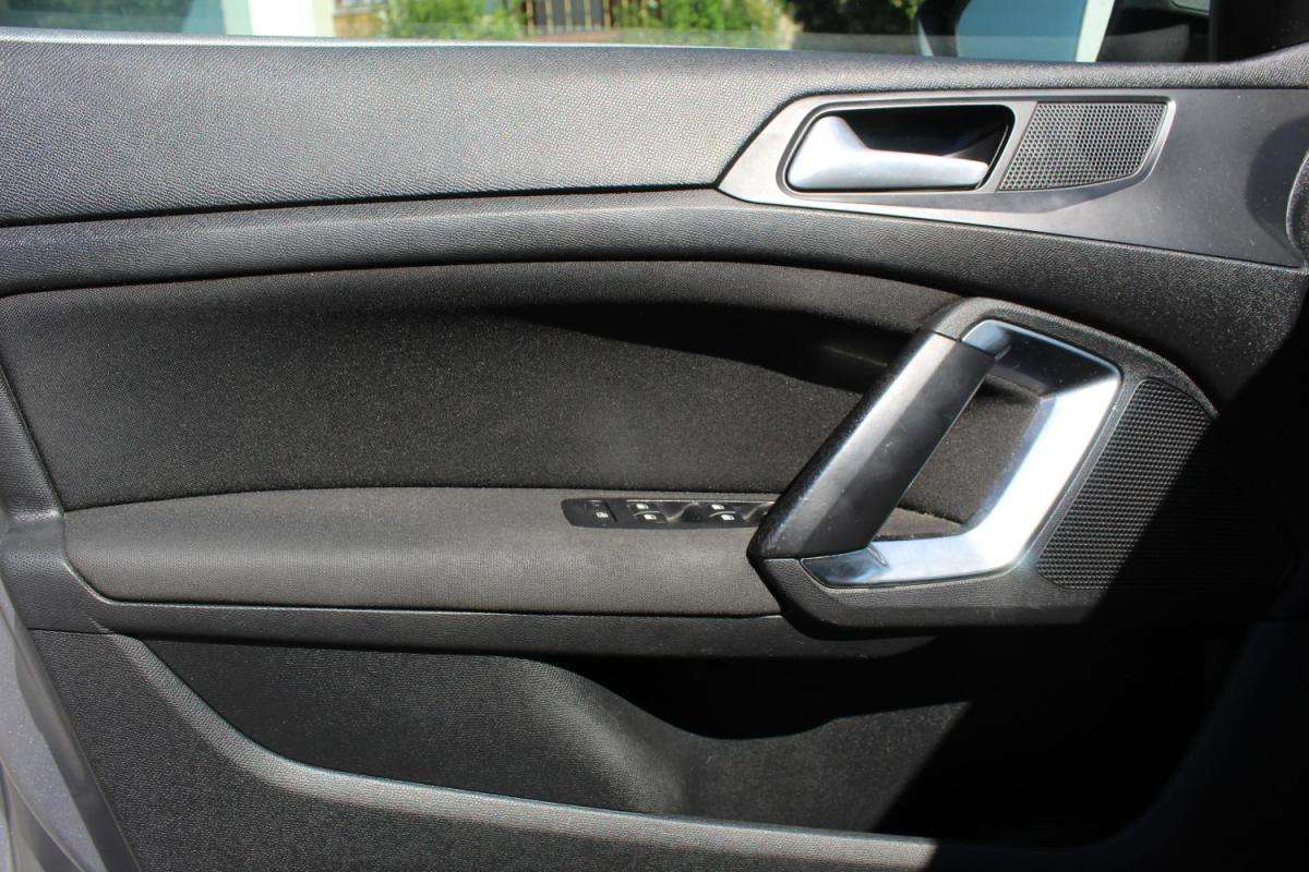 peugeot-308-sw-2017-diesel-1560cc