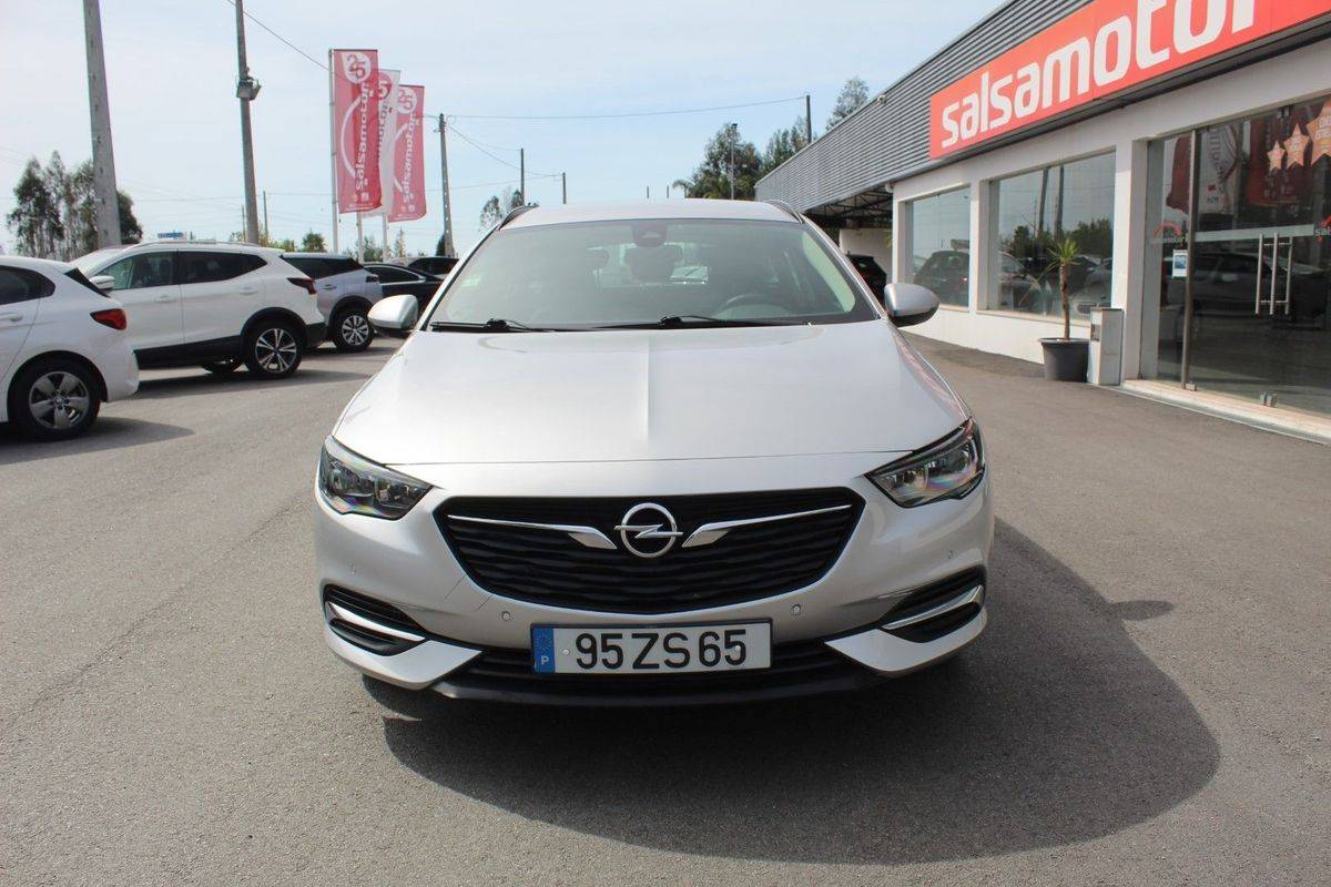 opel-insignia-sports-tourer-2020-diesel-1598cc