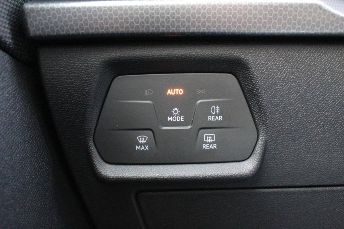 seat-leon-2020-gasolina-999cc