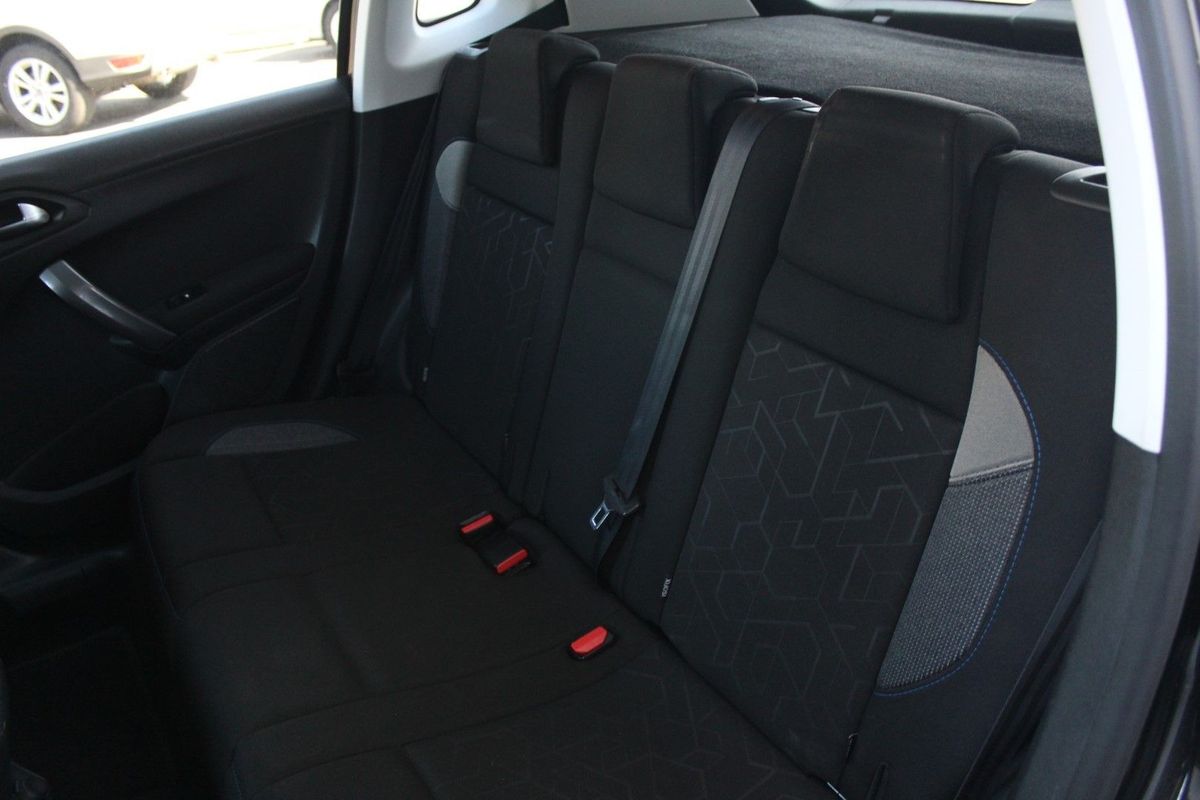 peugeot-2008-2019-diesel-1499cc