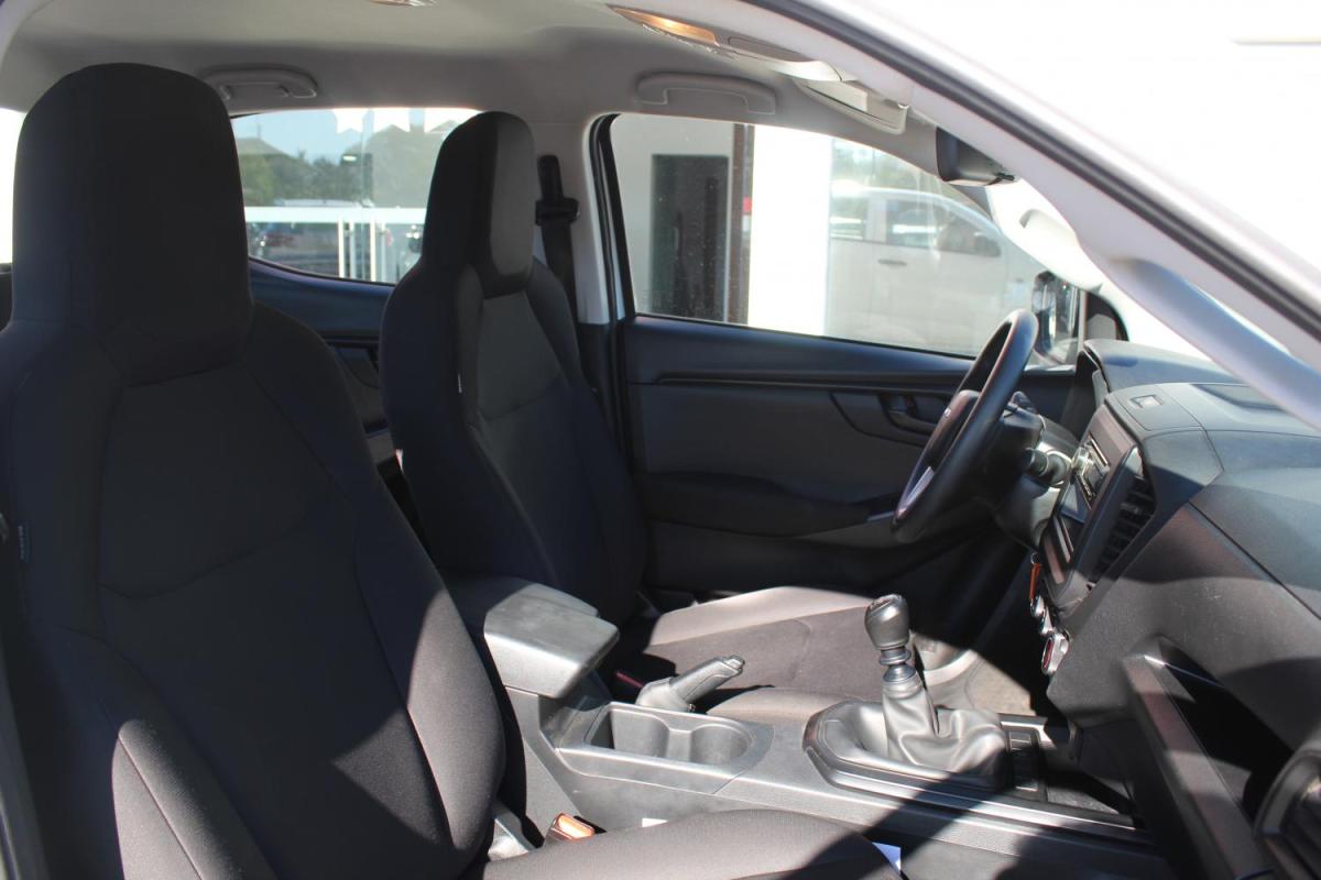 isuzu-d-max-2024-diesel-1898cc
