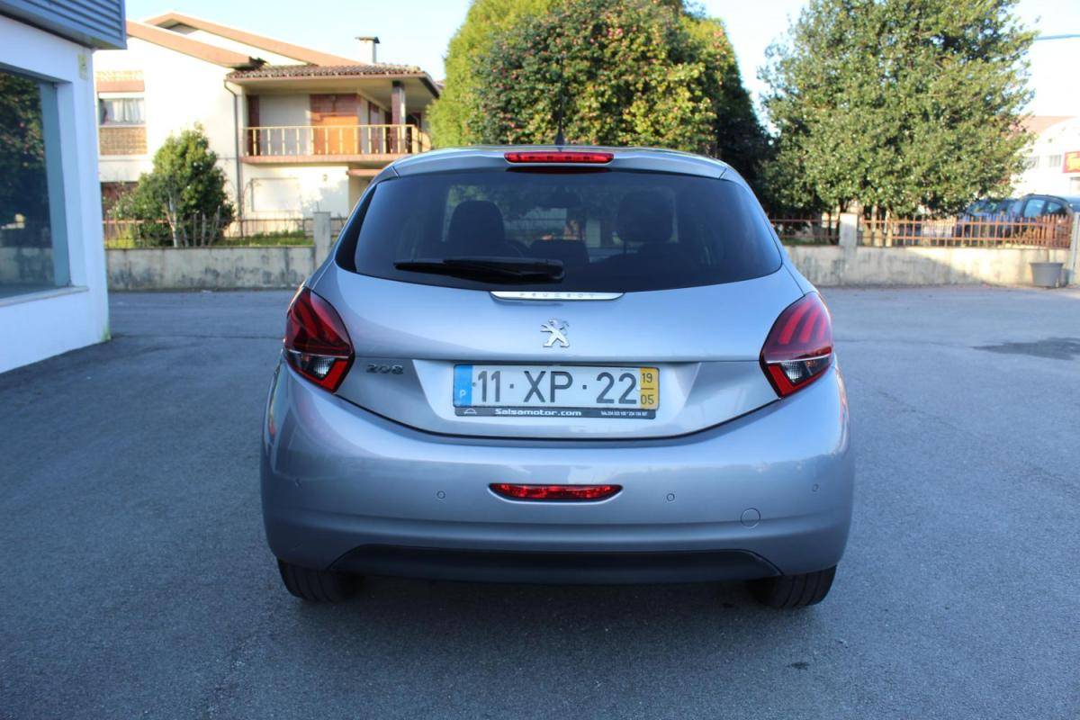 peugeot-208-2019-diesel-1499cc