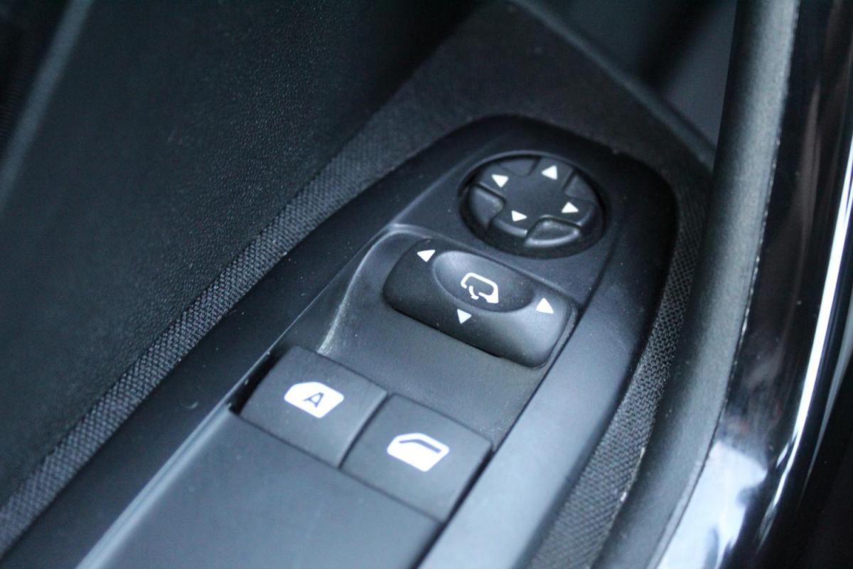peugeot-208-2019-diesel-1499cc