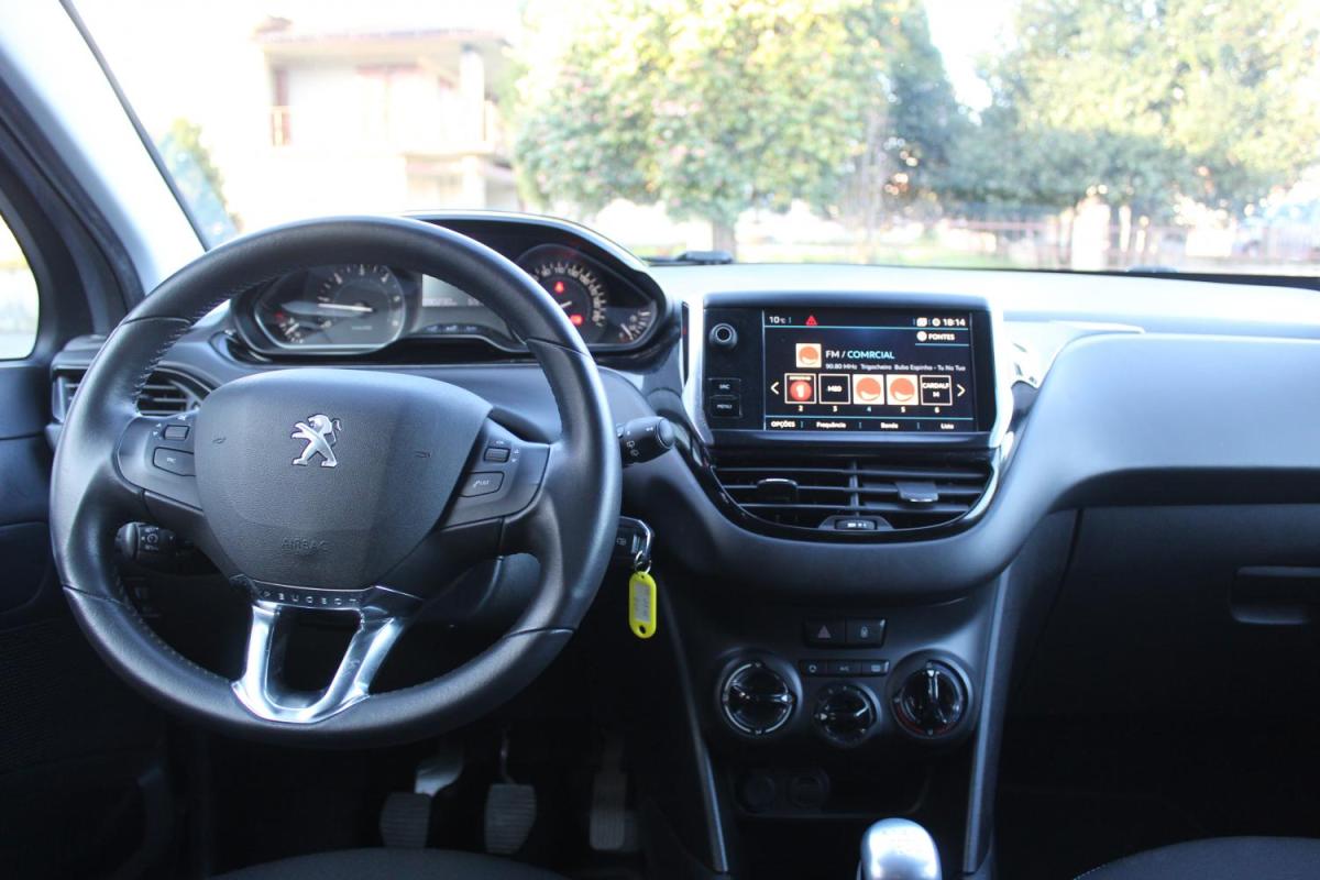 peugeot-208-2019-diesel-1499cc