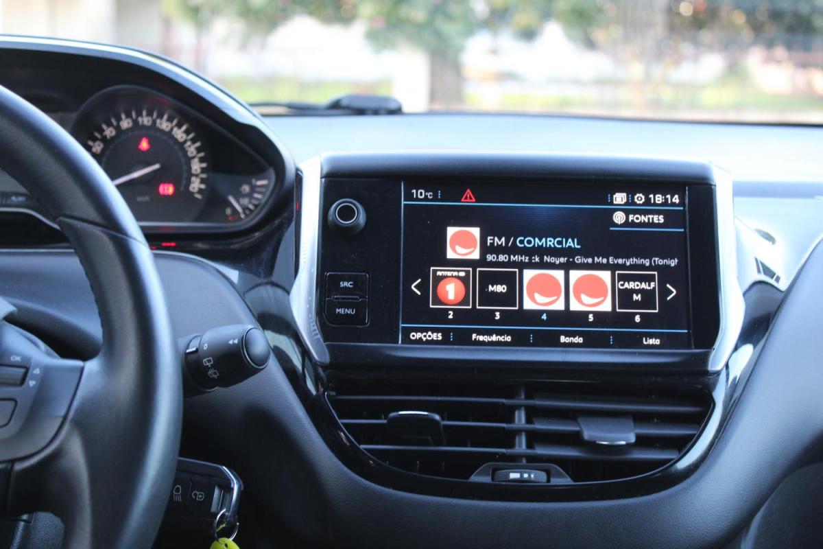 peugeot-208-2019-diesel-1499cc