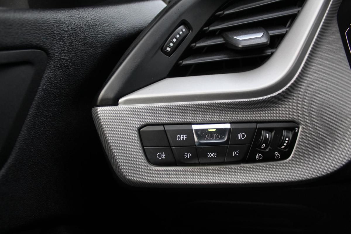 bmw-serie-1-2021-diesel-1496cc