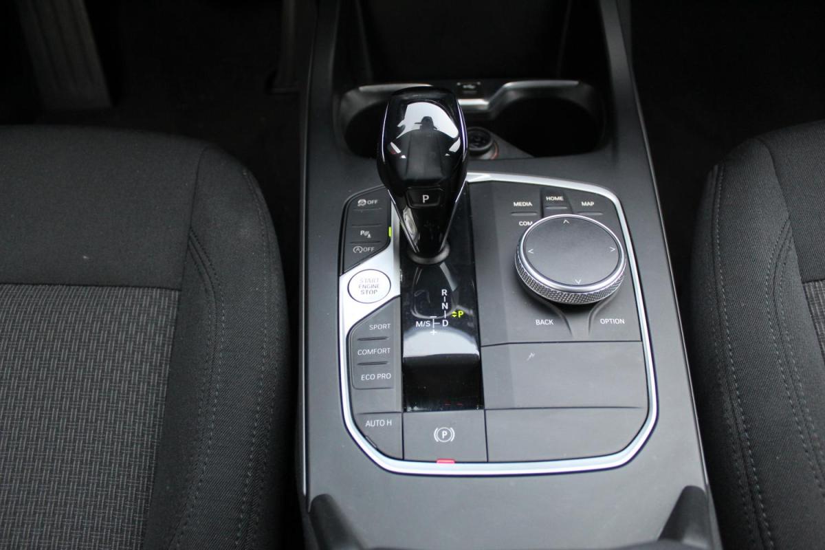 bmw-serie-1-2021-diesel-1496cc