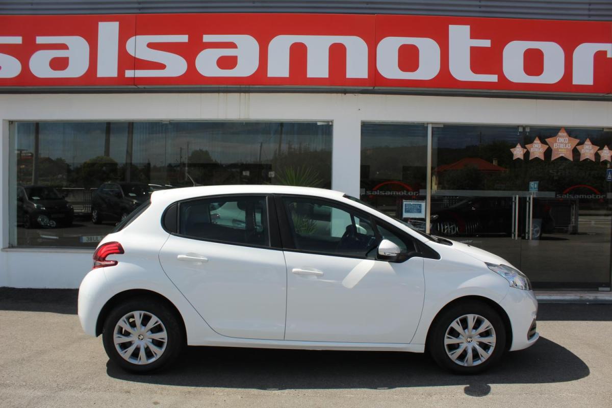 peugeot-208-2020-diesel-1499cc