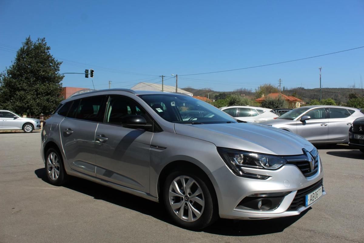 renault-megane-sport-tourer-2020-diesel-1461cc